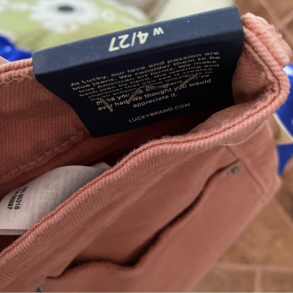 Lucky Brand Ava shorts mid-rise SIZE 4/27 - Picture 9 of 11